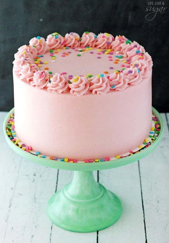 New to baking?! This is an easy first cake design style! #fyp #sprinkl... |  Swiss Meringue Buttercream | TikTok