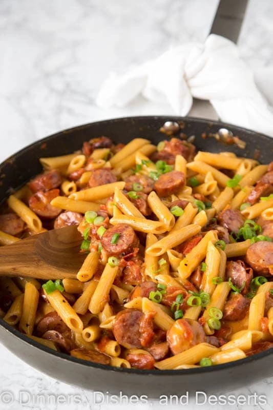 30 Quick and Easy Dinners - 29 One Pan Cheesy Sausage Pasta