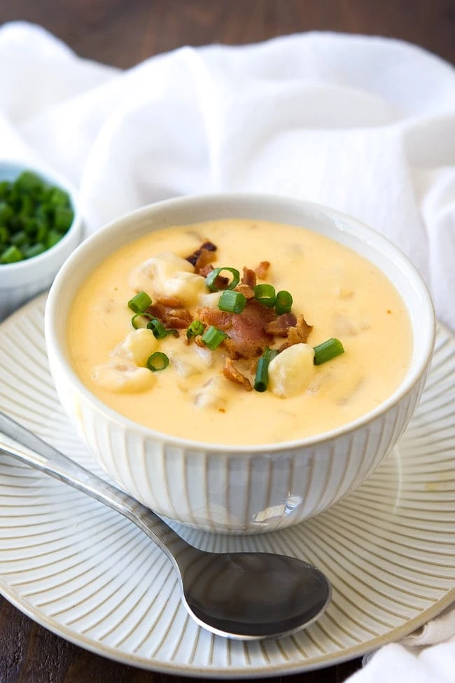 20 Slow Cooker Recipes - Cheesy Potato Soup